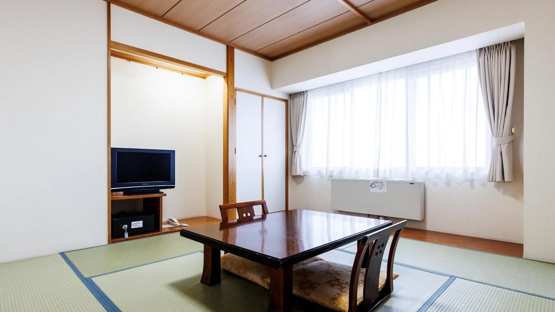Hotel Nemuro Kaiyoutei 3*,